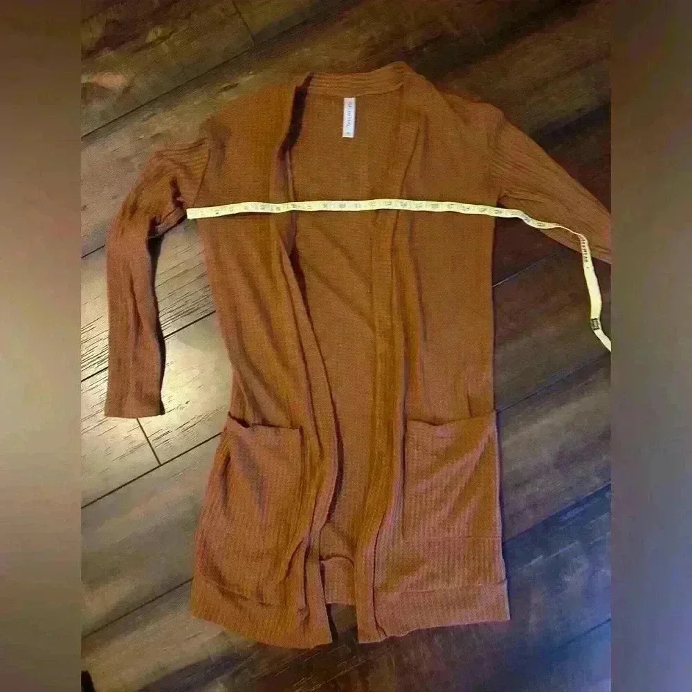 Women’s long sleeve light brown, long sweater cardigan